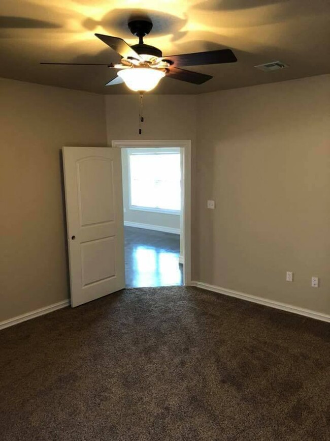Master Bedroom - 2940 W 520