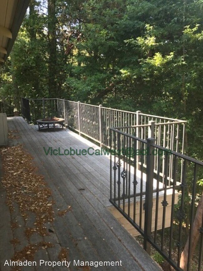 Foto del edificio - 1 br, 1.5 bath House - 20100 Black Rd