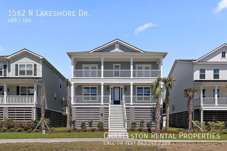 Primary Photo - 1562 N Lakeshore Dr