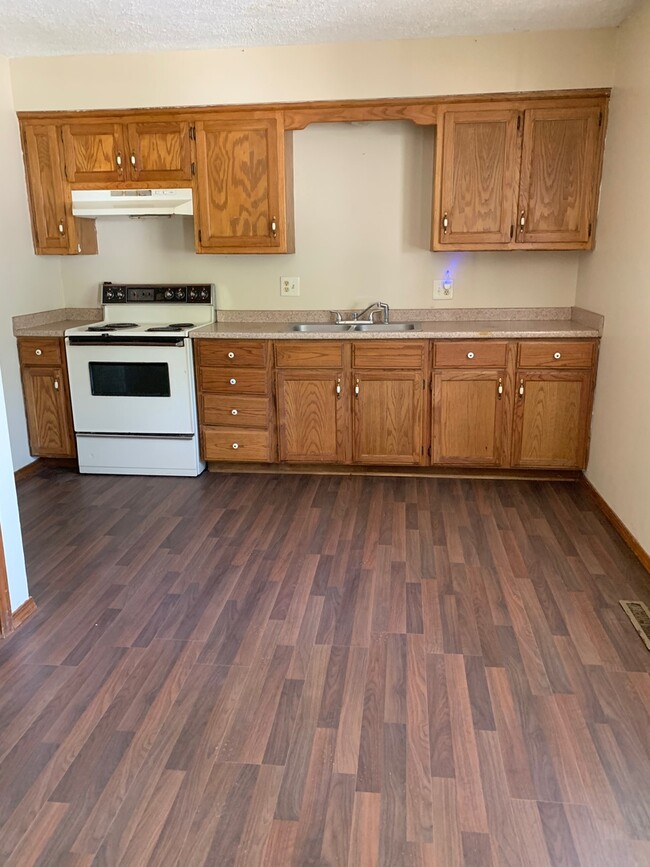 Foto del edificio - 1602 W Lynn Street, Springfield
