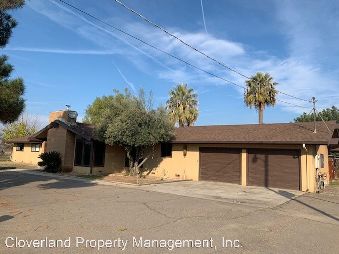 Primary Photo - 3 br, 2.5 bath House - Ave. 388