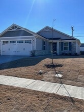 Building Photo - 483 Grandiflora Ave
