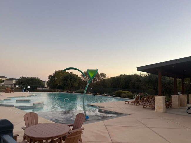 Foto del edificio - 2038 Rhesus Vw