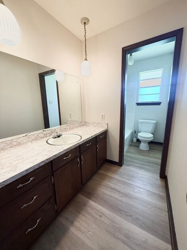 Foto del edificio - Spacious 3 bedroom 2 bath home in Zachary