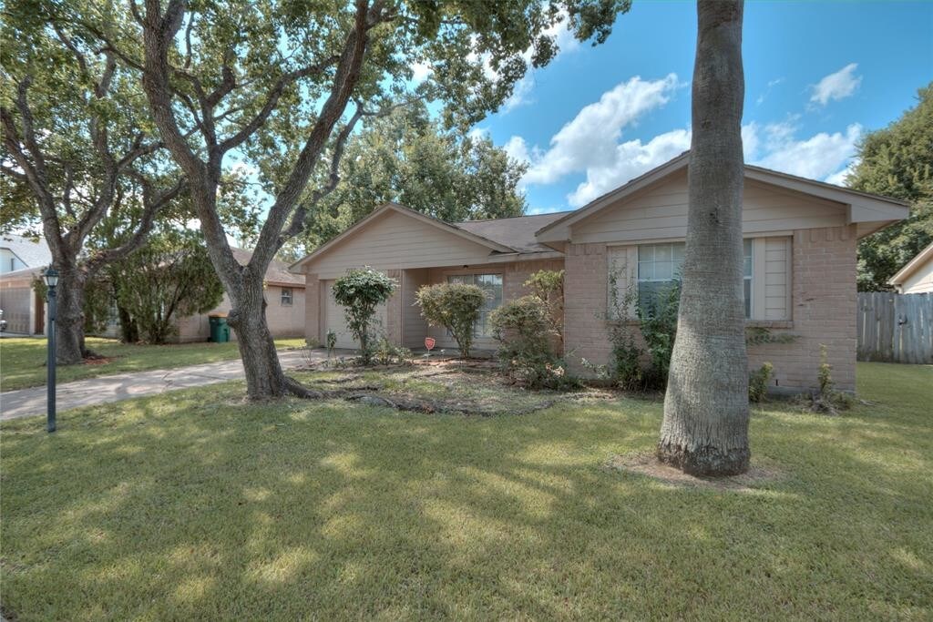 2722 N Brompton Dr, Pearland, TX 77584 House Rental in Pearland, TX