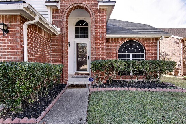 Foto del edificio - 2927 Chanute Dr