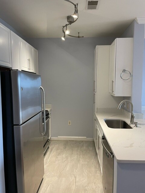 Foto del edificio - 11770 Sunrise Valley Dr