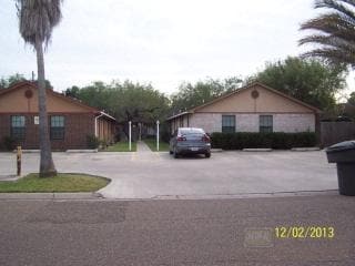 Building Photo - Griffen Park Apartments