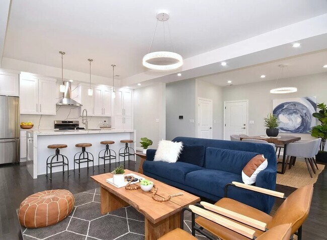 Foto del edificio - 7427 W Addison St