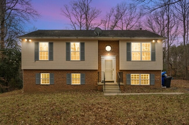 Building Photo - 2870 Preswood Pl
