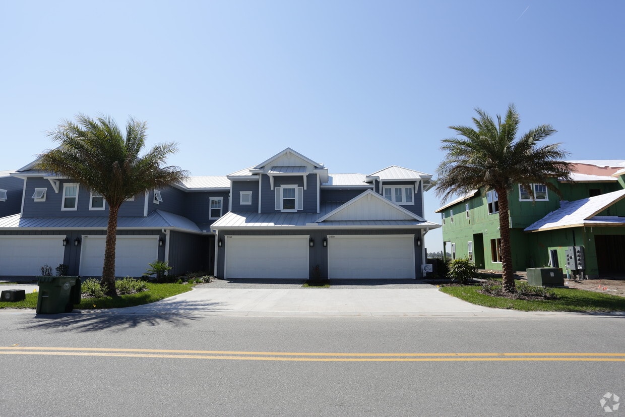Channelside Luxury Townhomes Jacksonville Beach, FL