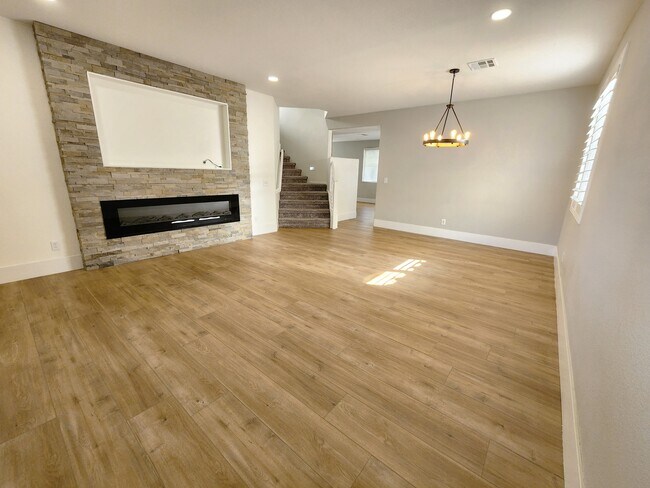 Building Photo - 95663 Newton Grove Ct