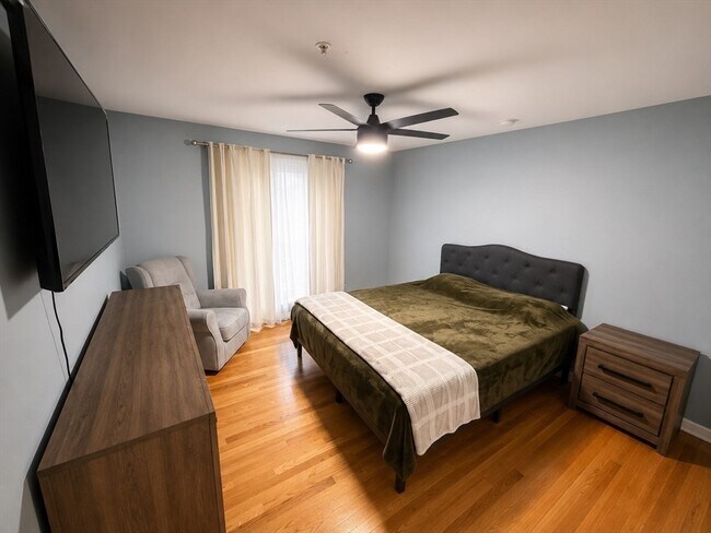 Foto del edificio - 571 Freeport St