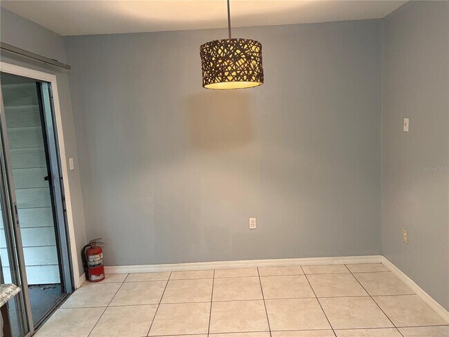 Foto del edificio - 1800 Warringwood Dr