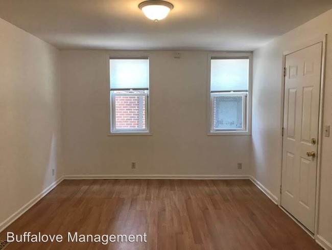 Building Photo - 207 Dearborn St