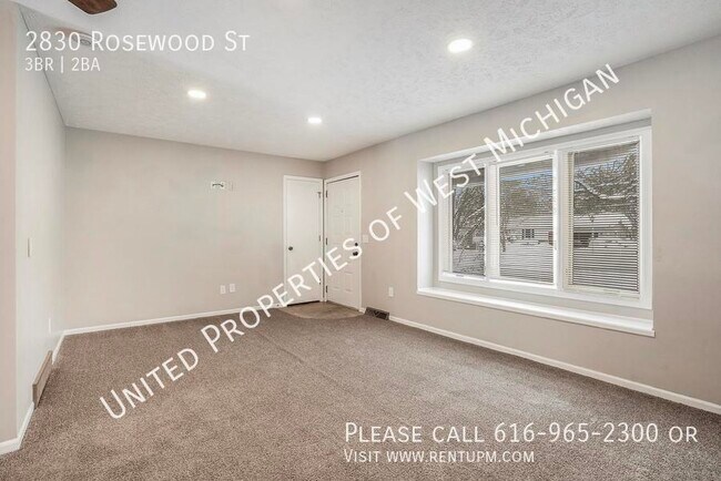 Building Photo - Tours Estimated to Begin 3/11 | Beautiful ...