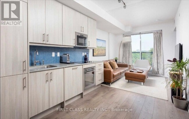 Photo du bâtiment - 297 College St