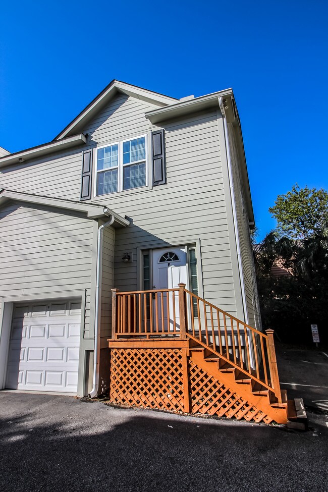 Building Photo - Price Reduced!