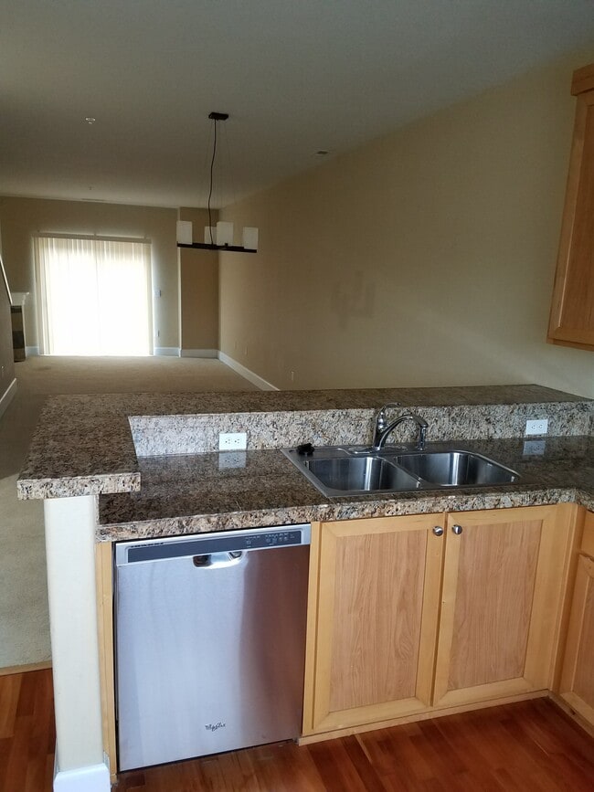 Foto del edificio - 18465 SW Stepping Stone Dr