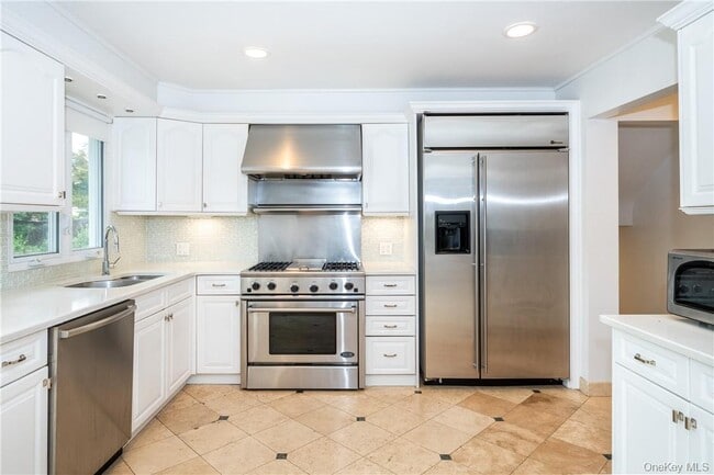 Foto del edificio - 14 Dimsdale Dr