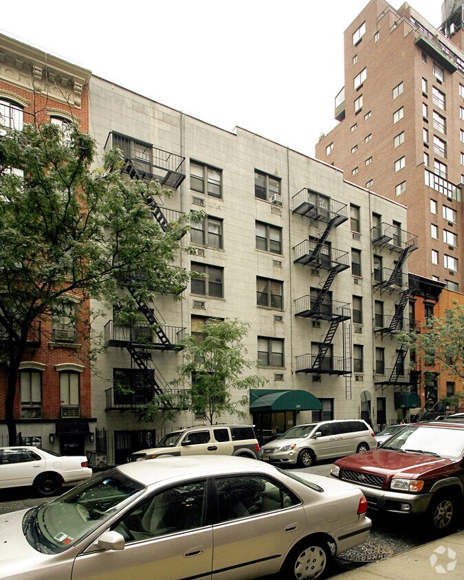 Building Photo - 238-240 E 30th St