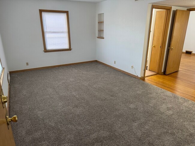 Foto del edificio - 6643 W Lisbon Ave