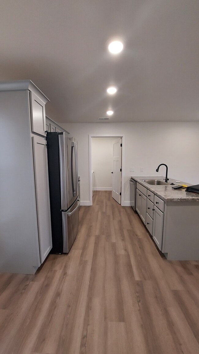 Building Photo - 1708 Prey Ct