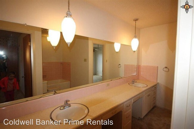 Building Photo - 1317 Piedmont Dr