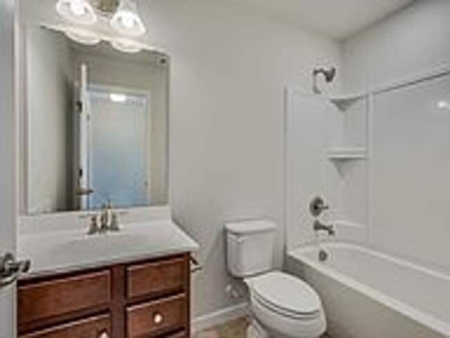 Foto del edificio - 1 MONTH FREE! PET FRIENDLY 4BR w/ Large Fenced Yard – Williamson Co Schools