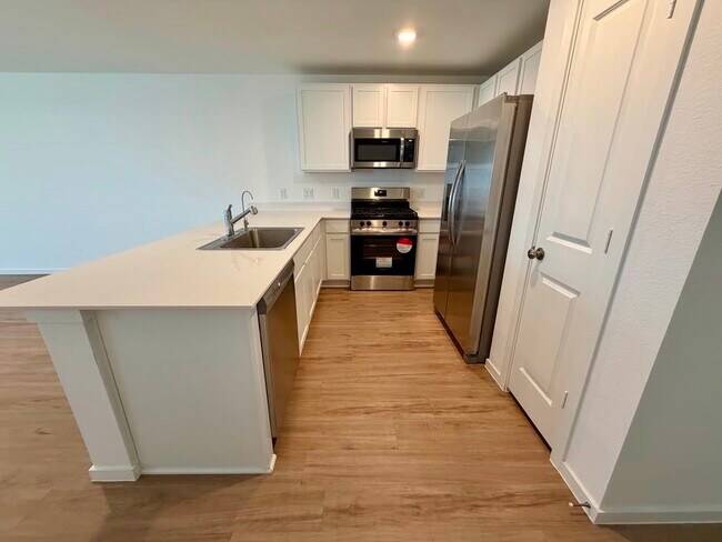Building Photo - 3056 Ash Ray Dr