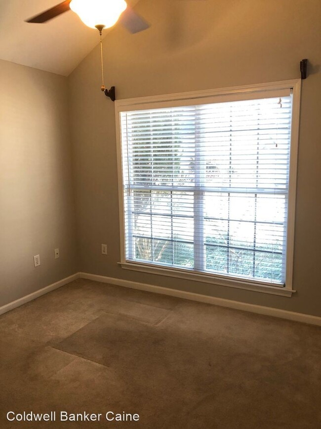 Building Photo - 3 br, 2 bath House - 106 Crown Empire Court