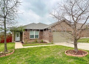 Building Photo - 9925 Amaryllis Ln
