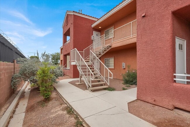 Foto del edificio - 4730 E Craig Rd