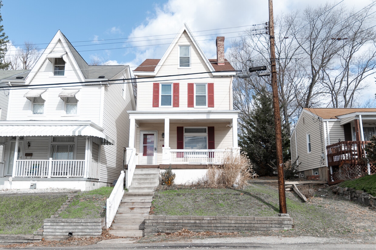 Photo - 223 E Pennview St (Pittsburgh, PA)