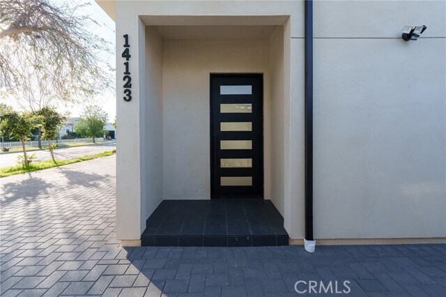 Building Photo - 14123 Emelita St