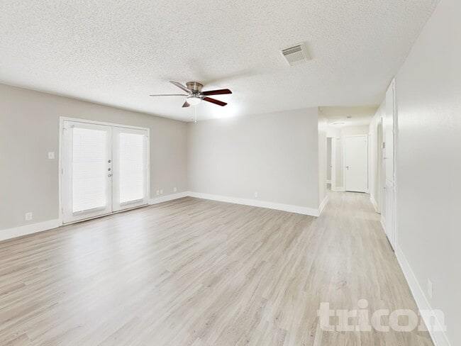 Building Photo - 8338 Morning Grove