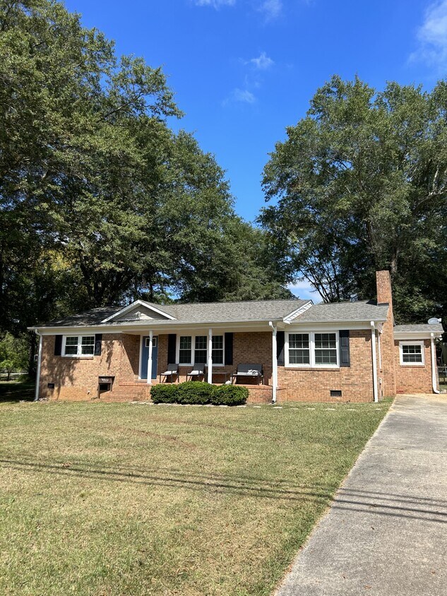6317 Morehead Rd, Harrisburg, NC 28075 House Rental in Harrisburg, NC
