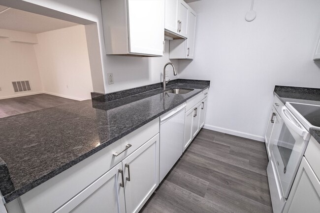 Foto del edificio - 100 High St