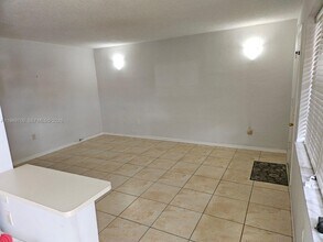 Building Photo - 4590 SW 67th Ave