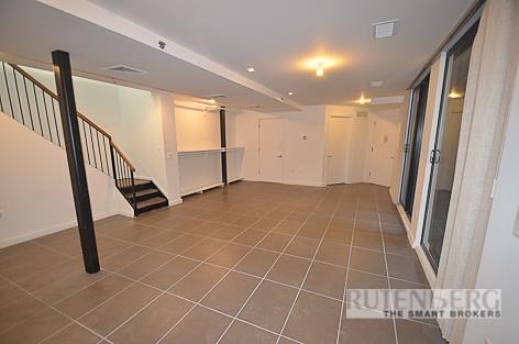 Building Photo - 268 Wythe Ave