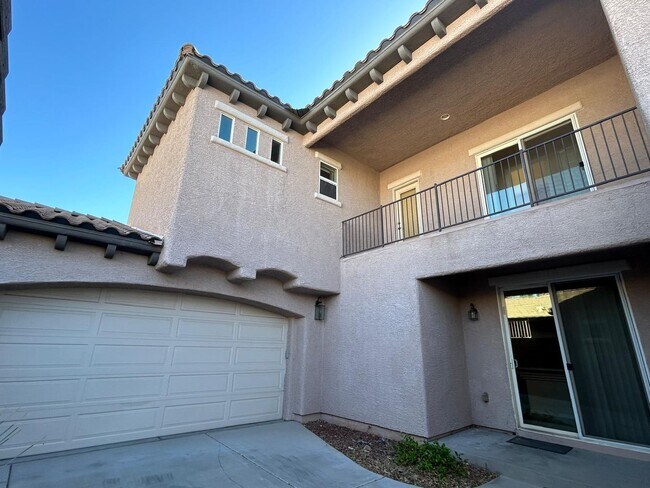 Foto del edificio - Summerlin Beautiful 3 bedroom Home
