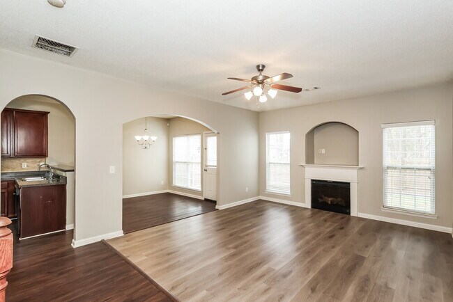 Building Photo - 150 Preserve Dr