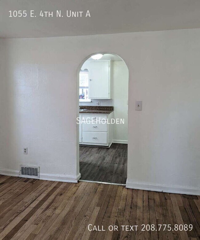 Foto del edificio - 1055 E 4th N