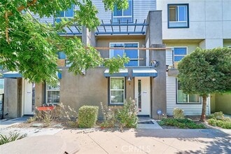 Building Photo - 9040 Garvey Ave