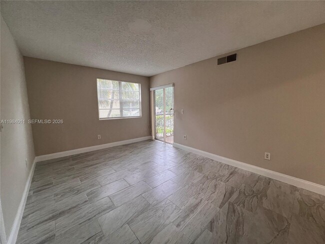 Foto del edificio - 1247 SW 46th Ave