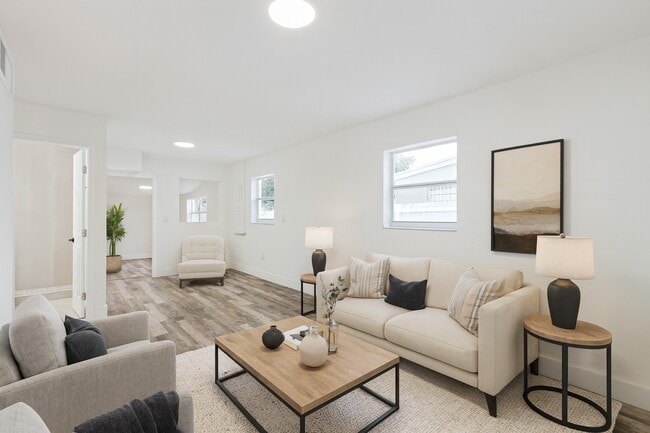 Foto del edificio - 724 Burlington St