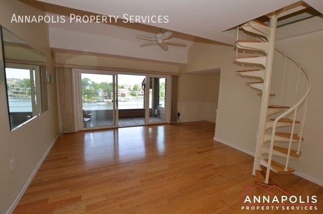 Building Photo - 10 president point dr unit a3