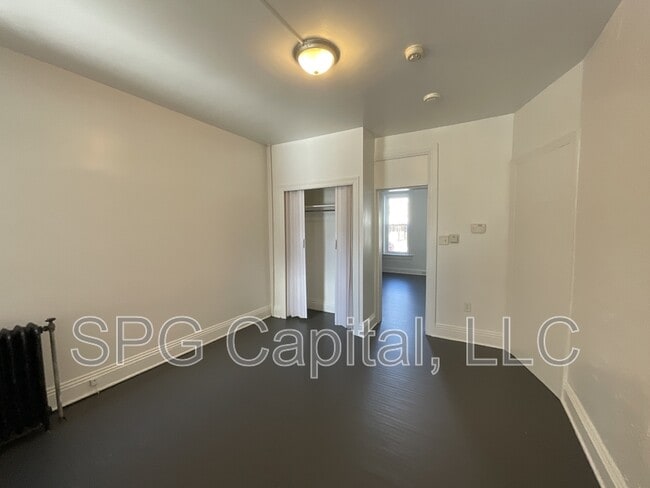 Foto del edificio - 260 W Jackson St