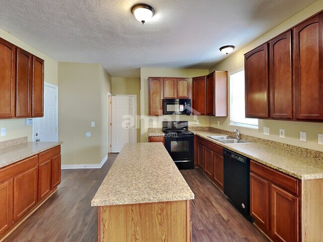 Foto del edificio - 532 Greenwood Loop