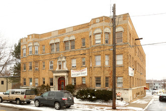 Building Photo - Bervean Apartments